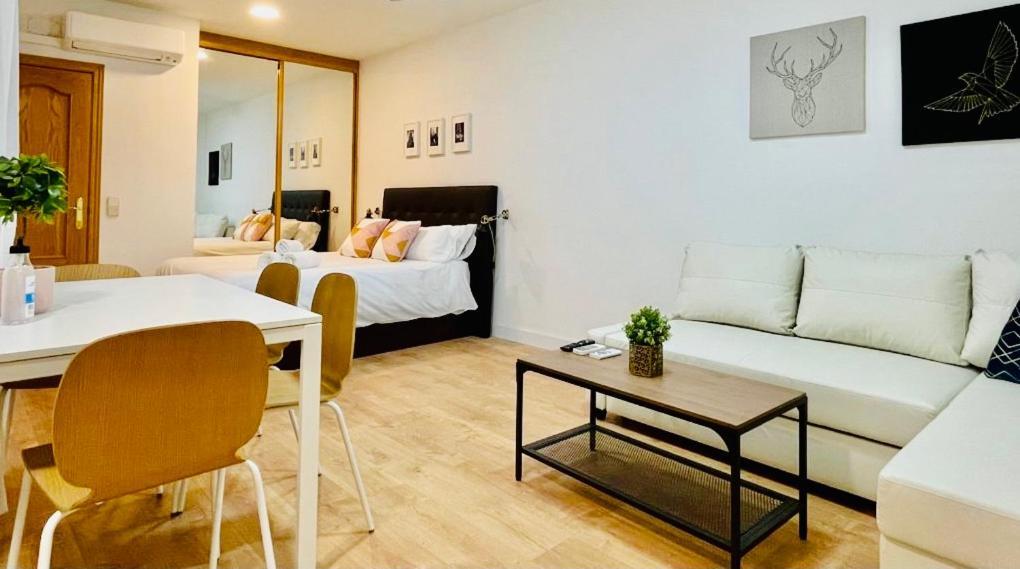 Apartament Gran Via Chueca Noxi Madryt